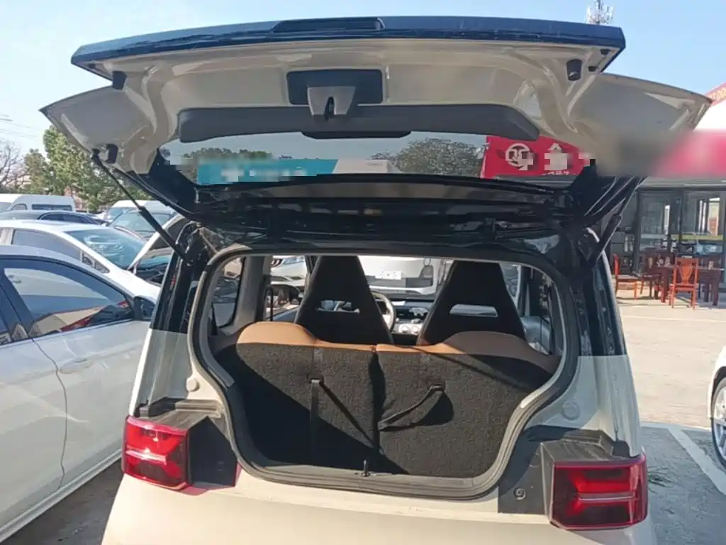 Wuling MINIEV — миниатюра 19