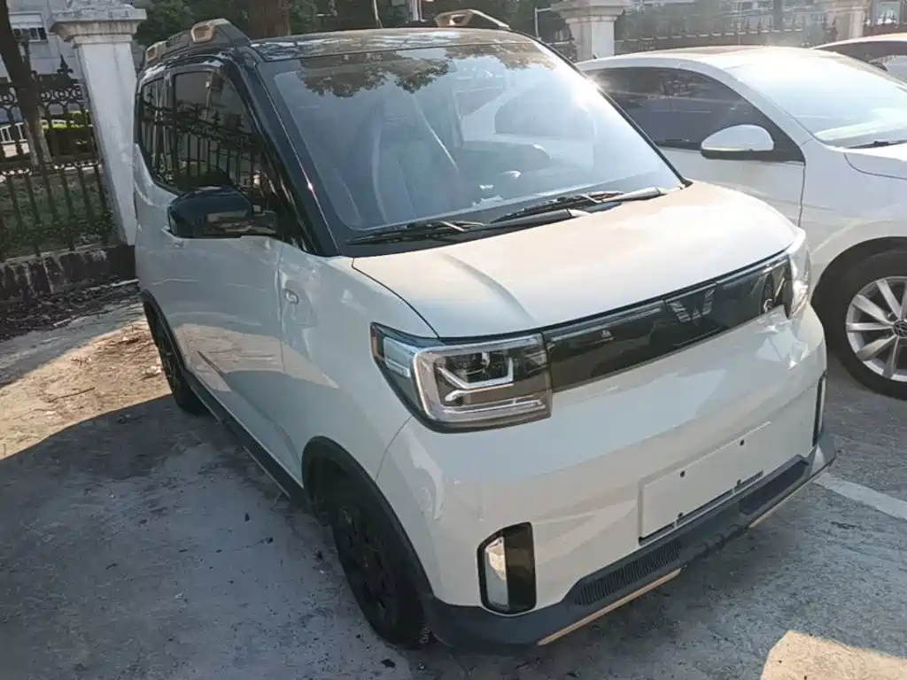 Wuling MINIEV — миниатюра 4