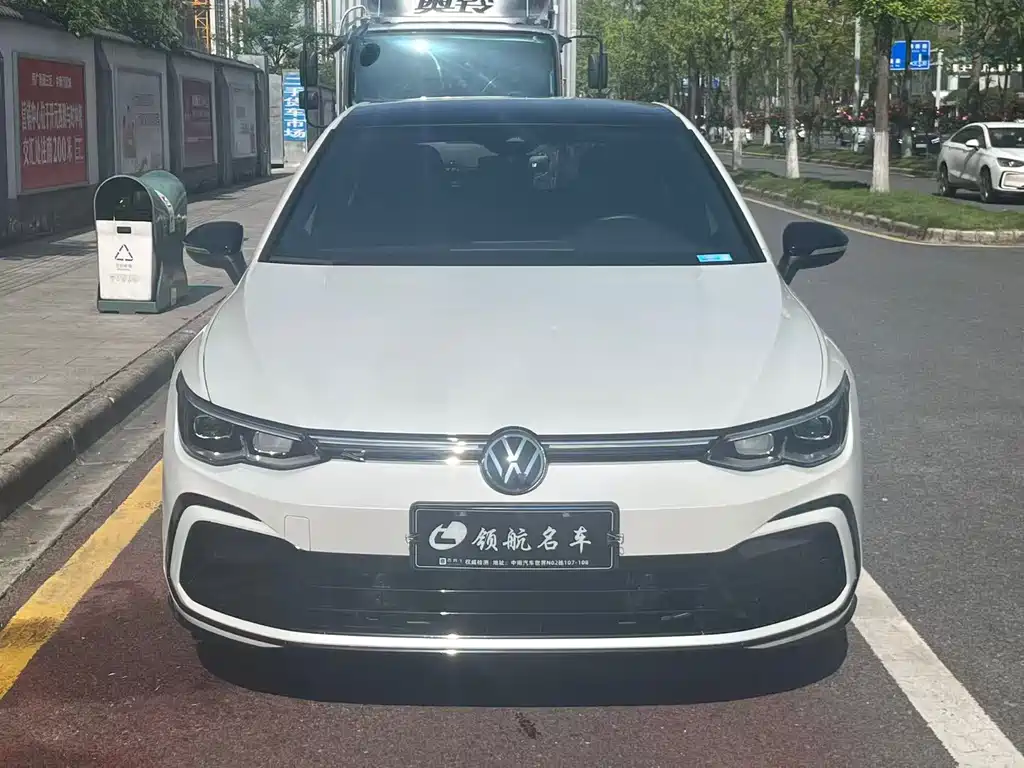 Volkswagen Golf 2022