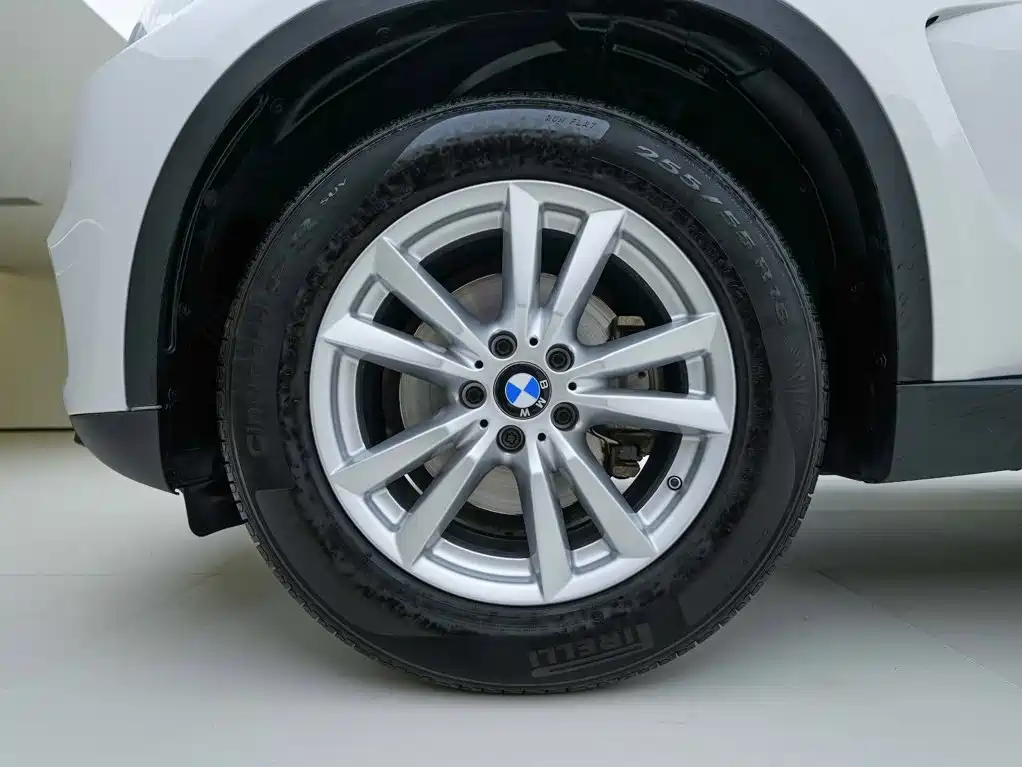 BMW X5 (Import) — миниатюра 12
