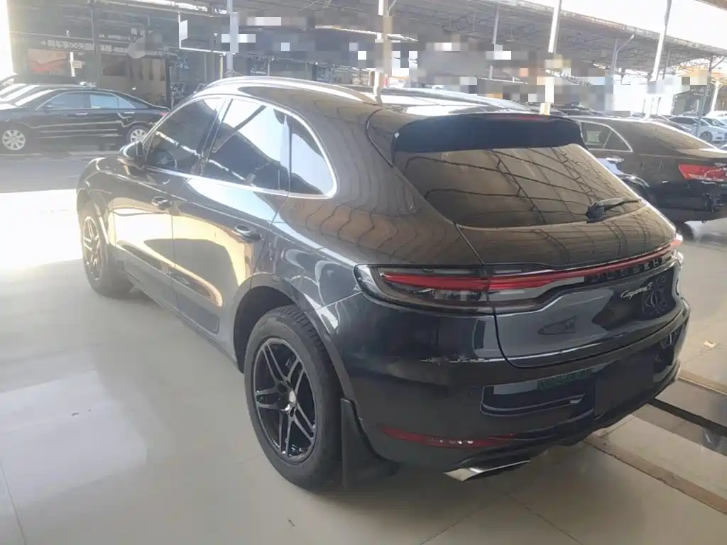 Porsche Macan — миниатюра 5