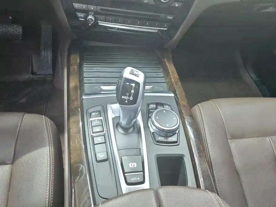 BMW X5 (Import) — миниатюра 16