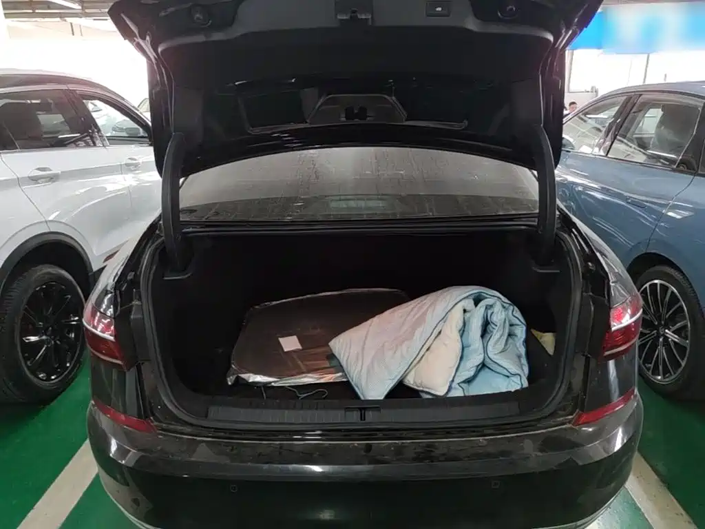 Volkswagen Passat — миниатюра 15