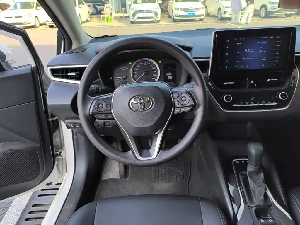 Toyota Corolla — миниатюра 11