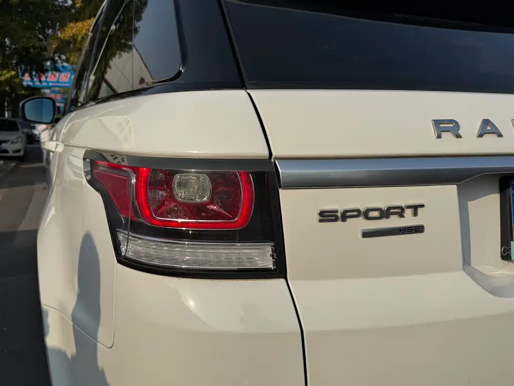 Land Rover Sport — миниатюра 6