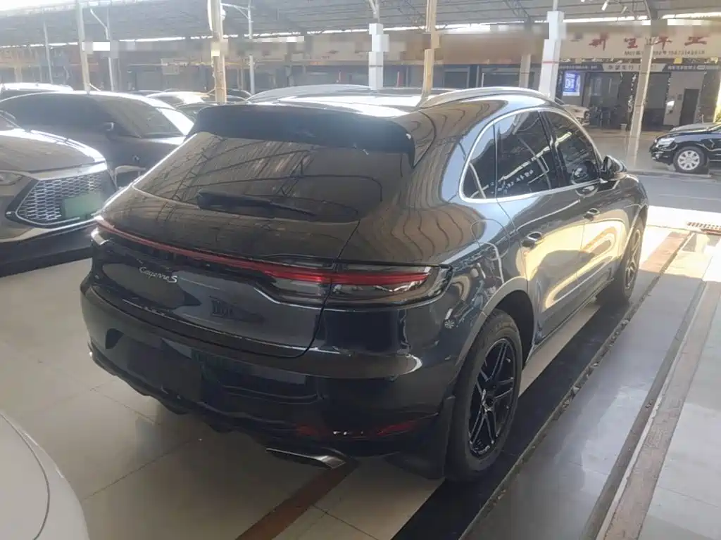 Porsche Macan — миниатюра 7