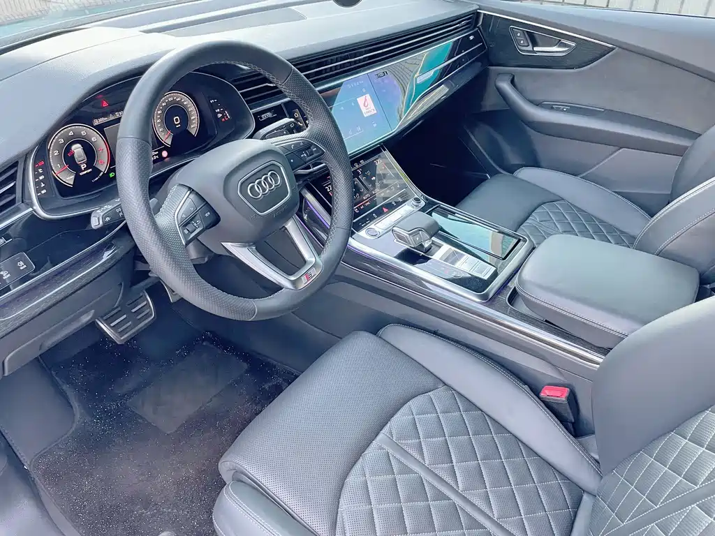 Audi Q8 — миниатюра 5