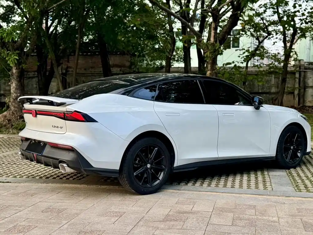 Changan UNI-V — миниатюра 16