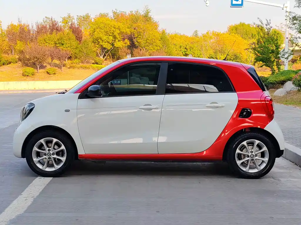 smart Smart Forfour — миниатюра 9