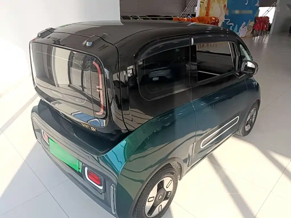 Baojun KiWi EV — миниатюра 7
