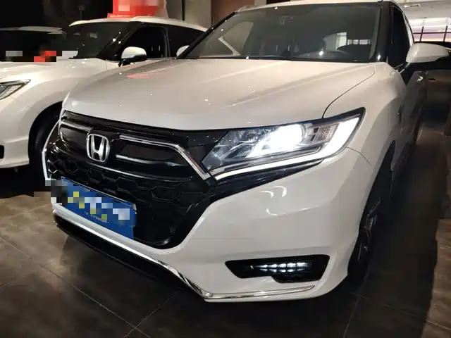 HONDA UR V