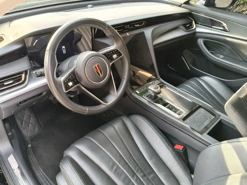 Hongqi Hongqi H5 — миниатюра 10