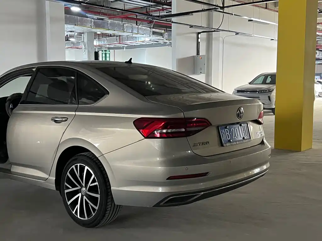 Volkswagen Lavida — миниатюра 10