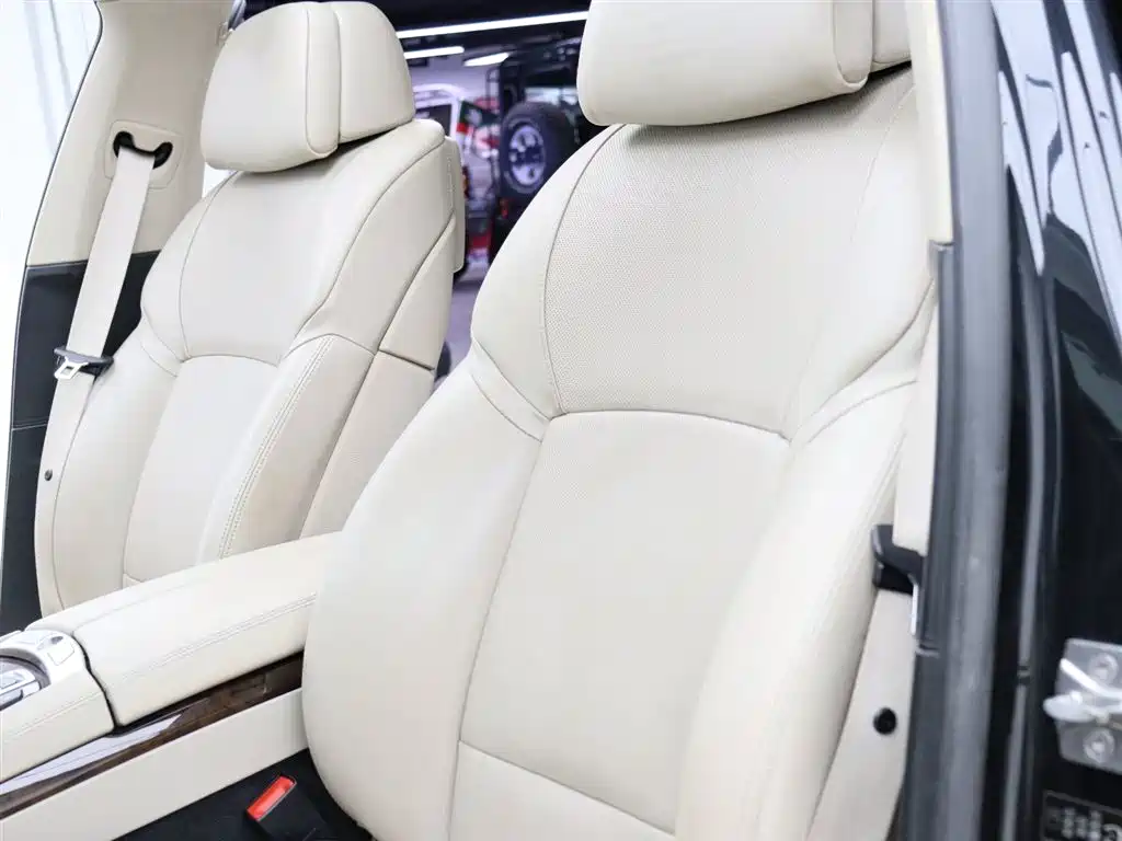 BMW 7 Series 7 2010 760Li