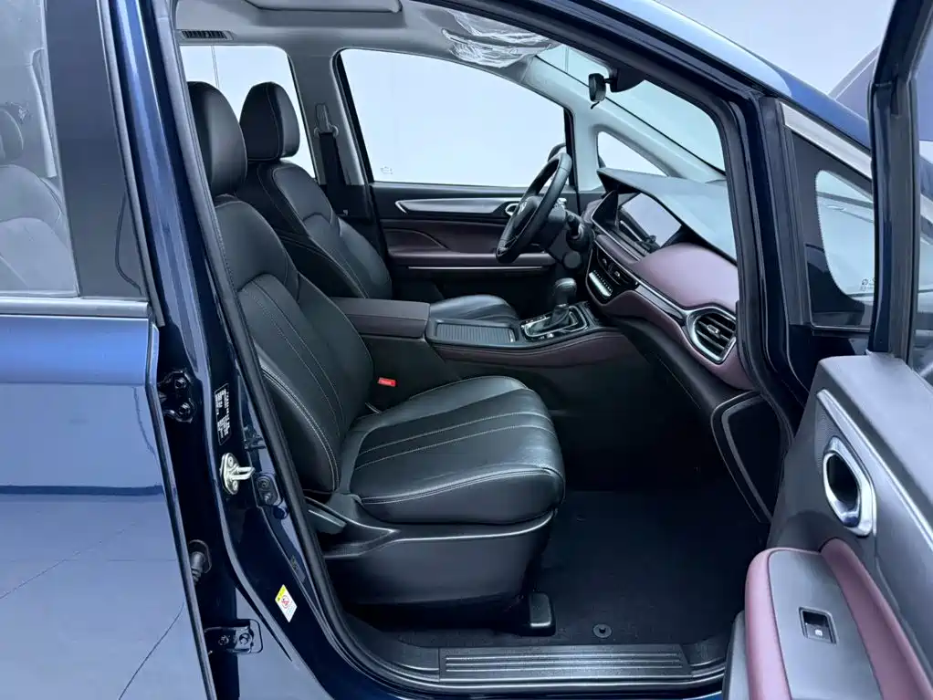GAC Motor Trumpchi M6 — миниатюра 21