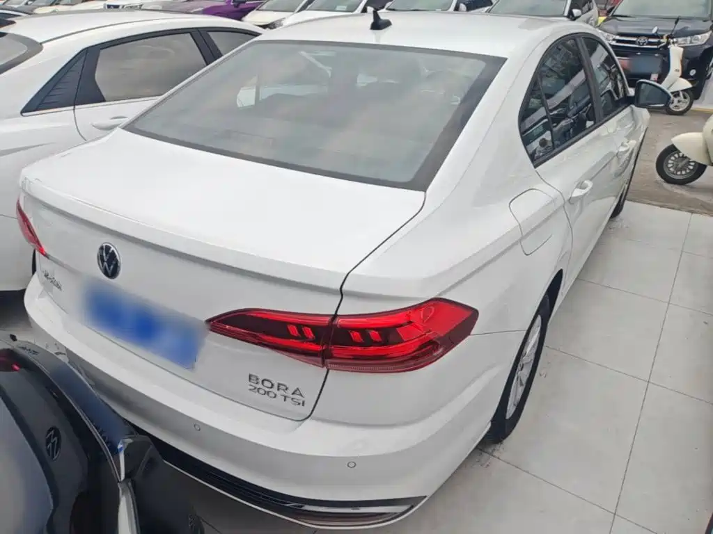 Volkswagen Bora — миниатюра 7