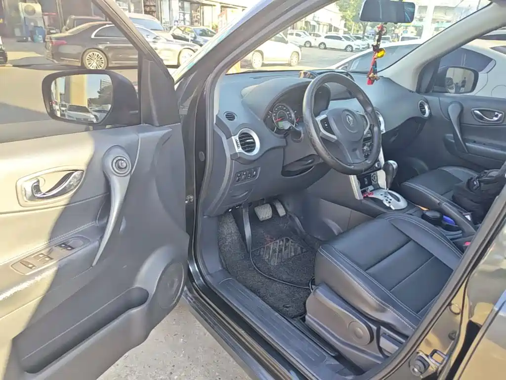 Renault Koleos (Import) — миниатюра 16