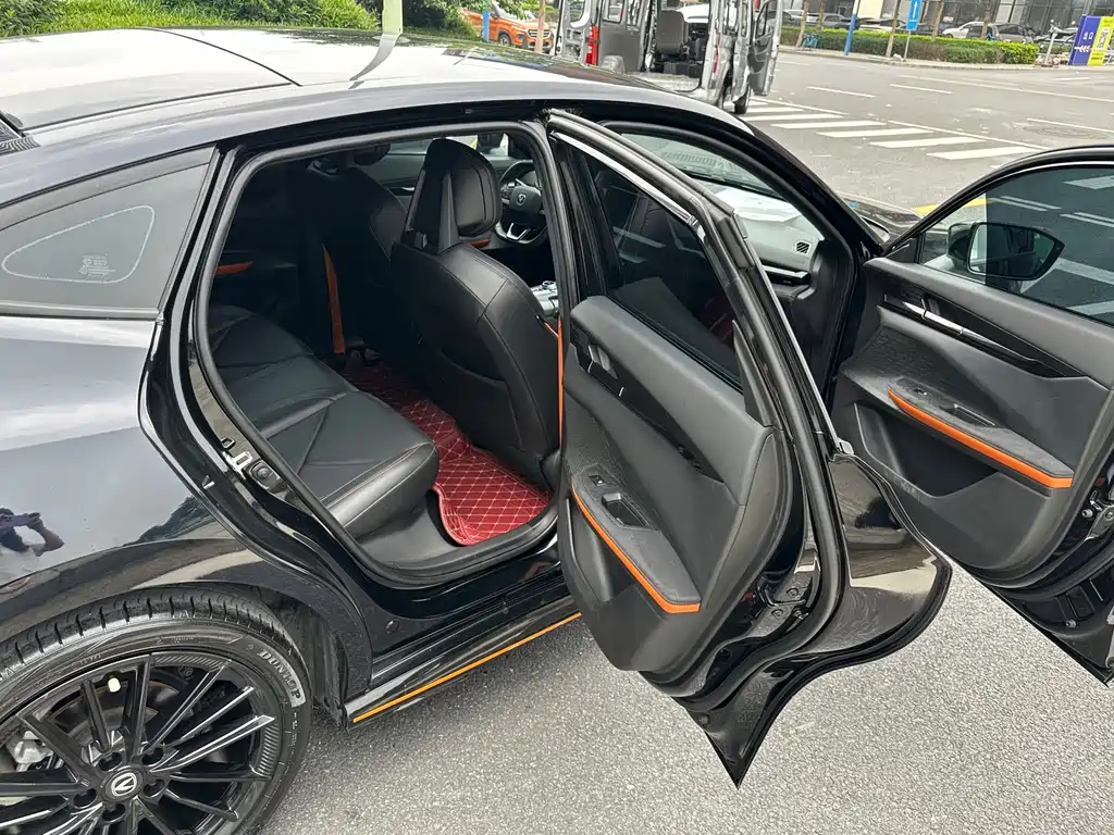 Changan UNI-V — миниатюра 8