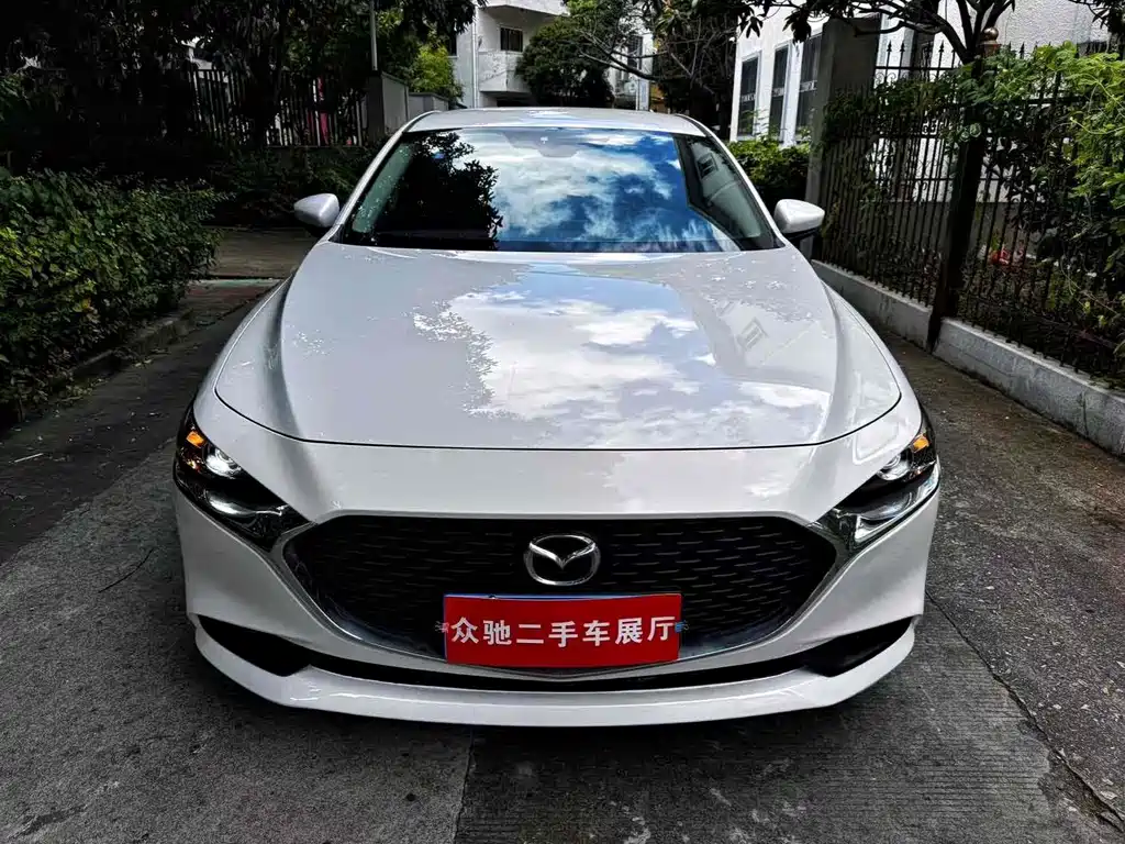 MAZDA  3 ANGKESAILA