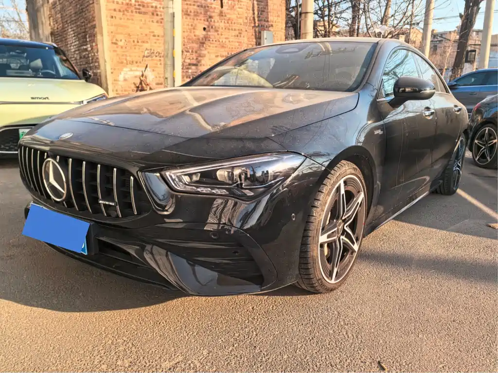 Mercedes-Benz CLA AMG 2025