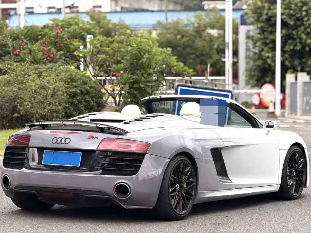 Audi R8 — миниатюра 7