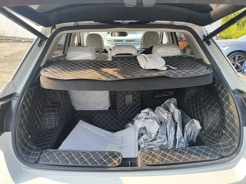 Volkswagen T-Roc — миниатюра 19