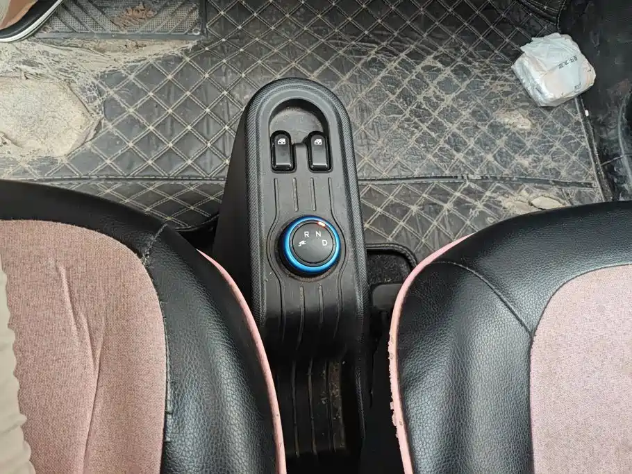 Wuling MINIEV — миниатюра 16