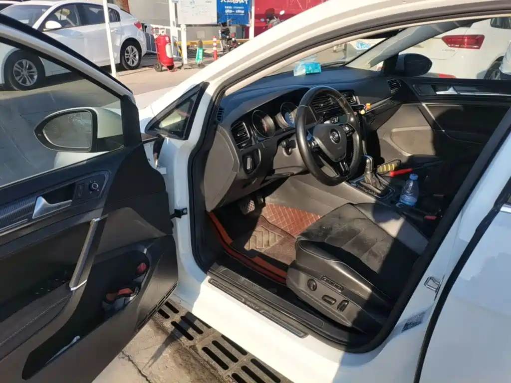Volkswagen Golf — миниатюра 16