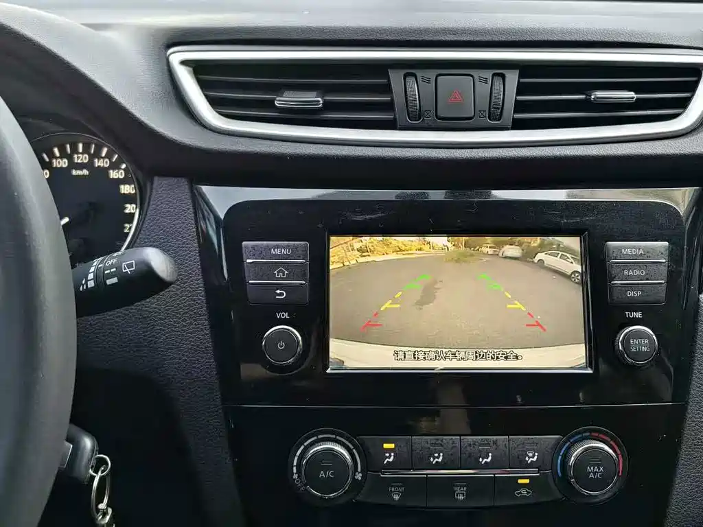 Nissan Qashqai — миниатюра 19