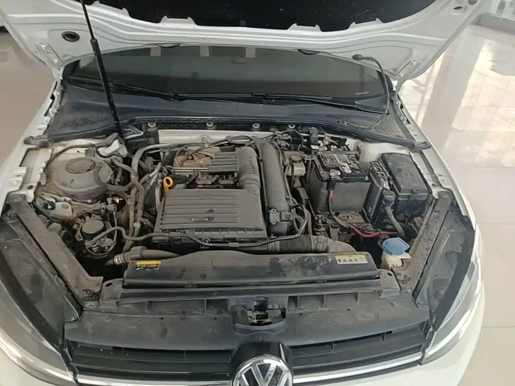 Volkswagen Golf — миниатюра 20