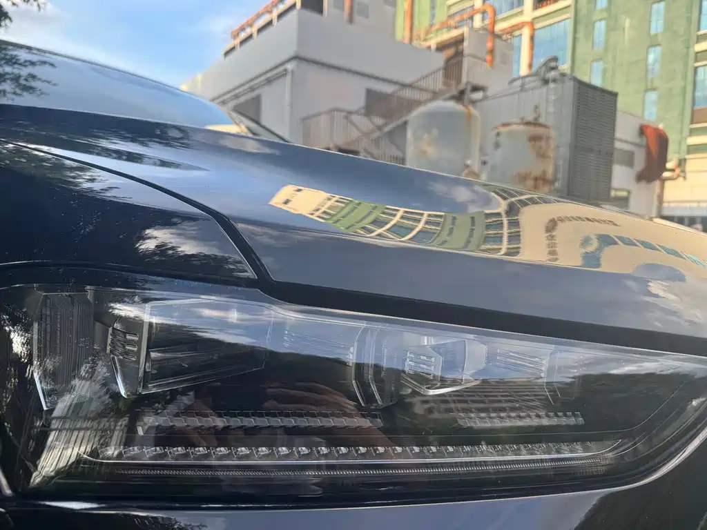 WEI PAI WEI BRAND VV7