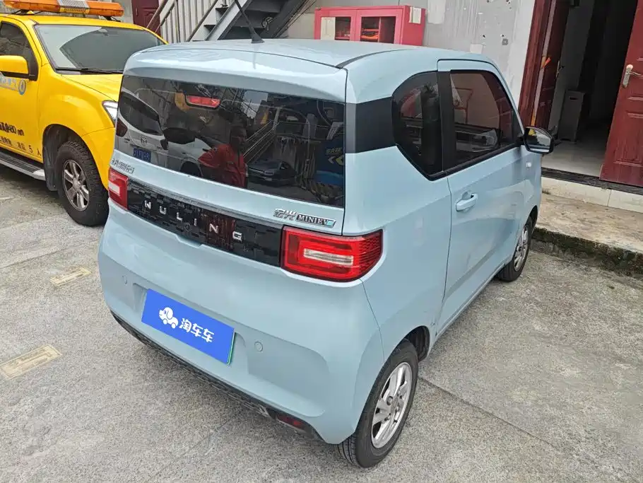 Wuling MINIEV — миниатюра 3