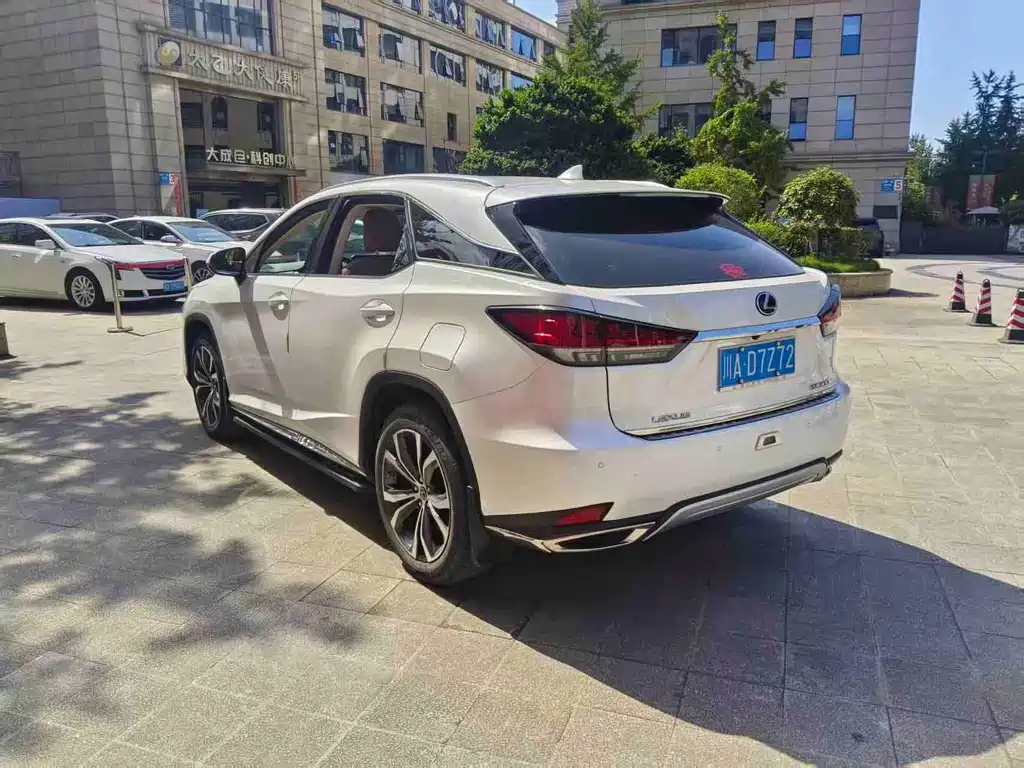 Lexus RX — миниатюра 8