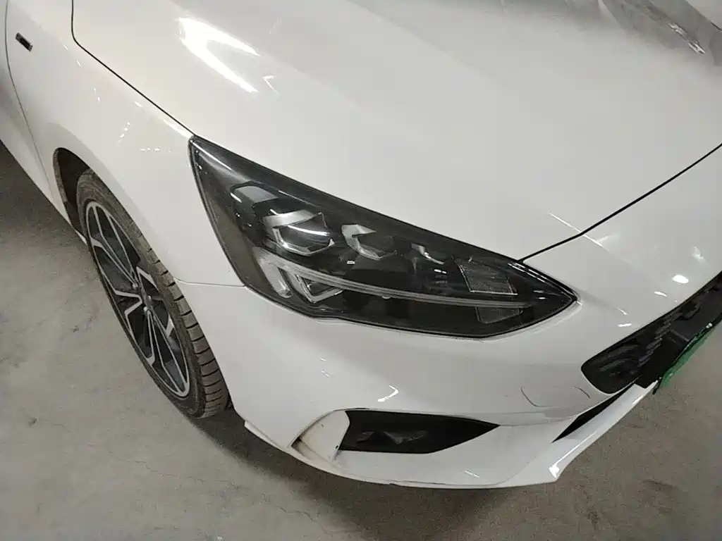 Ford Focus — миниатюра 24