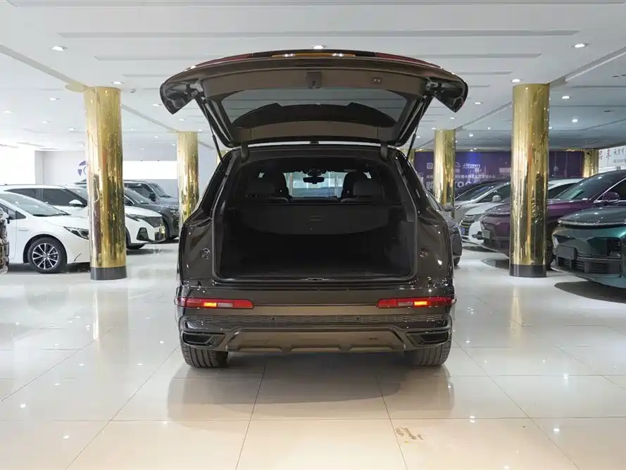Audi Q7 2022 55 TFSI quattro S line Sport