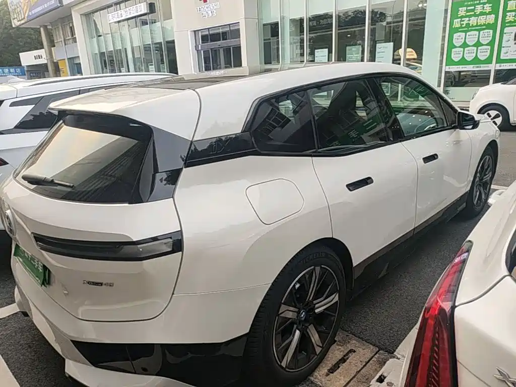 BMW iX — миниатюра 7