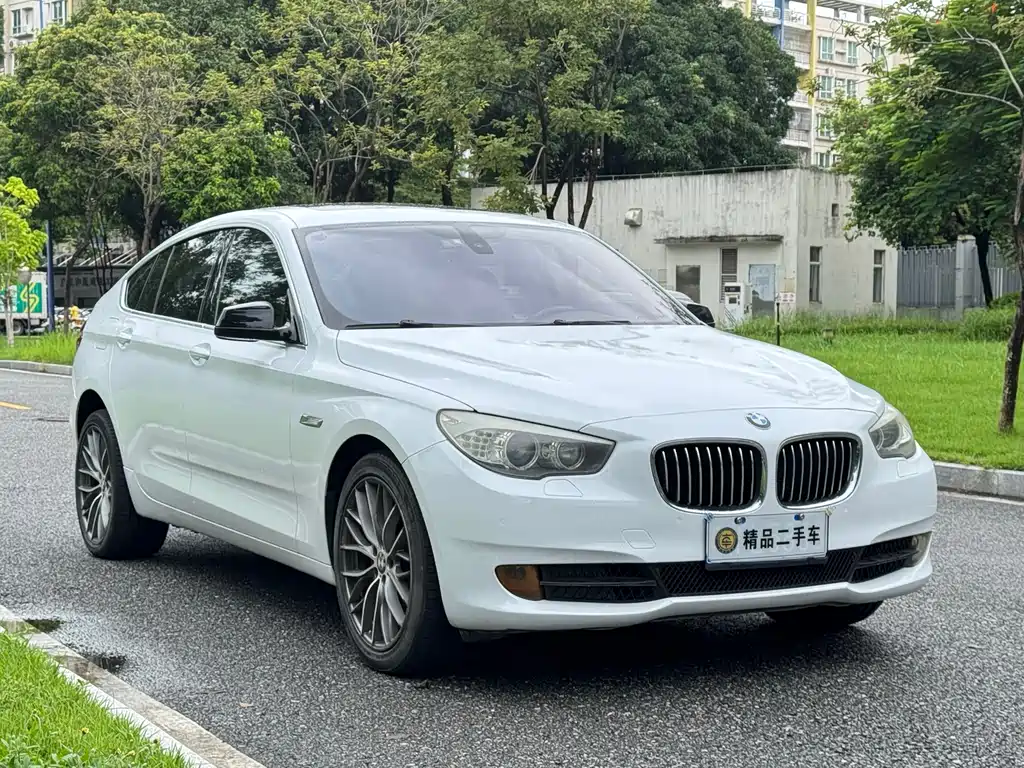 BMW 5 Series GT 5 GT 2010 535i Luxury