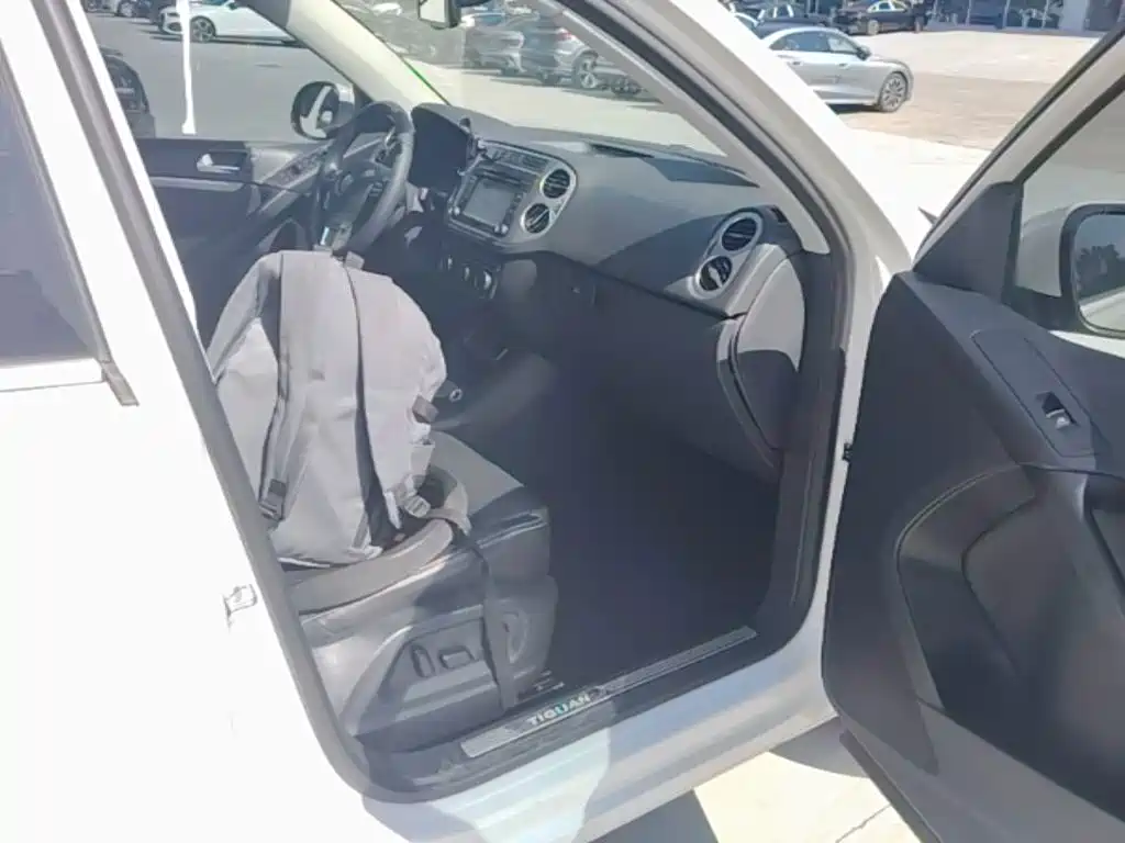 Volkswagen Tiguan — миниатюра 18