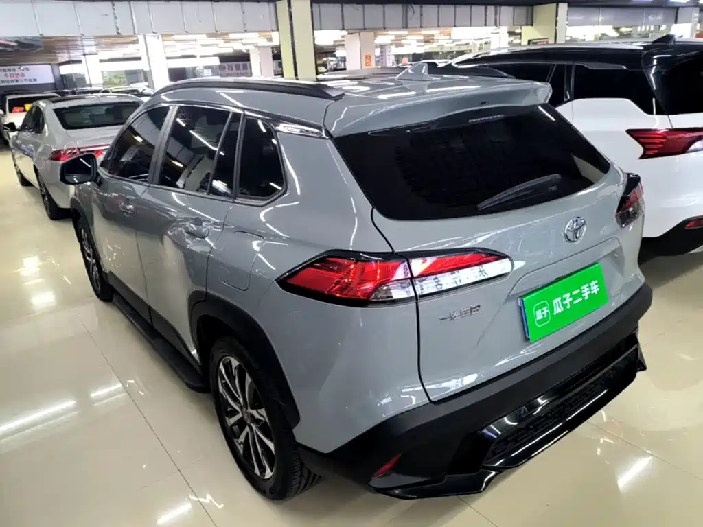 Toyota Corolla Cross — миниатюра 5