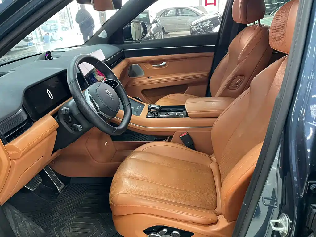 AITO ASK THE WORLD M7