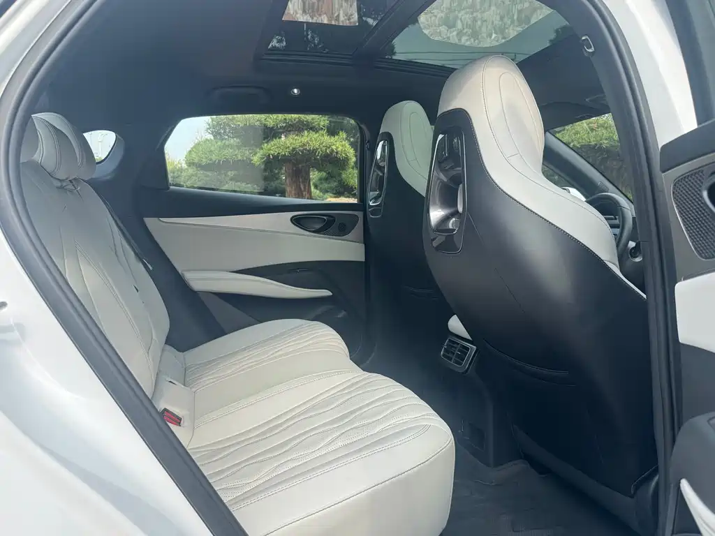 BYD SEAL 06 NEW ENERGY