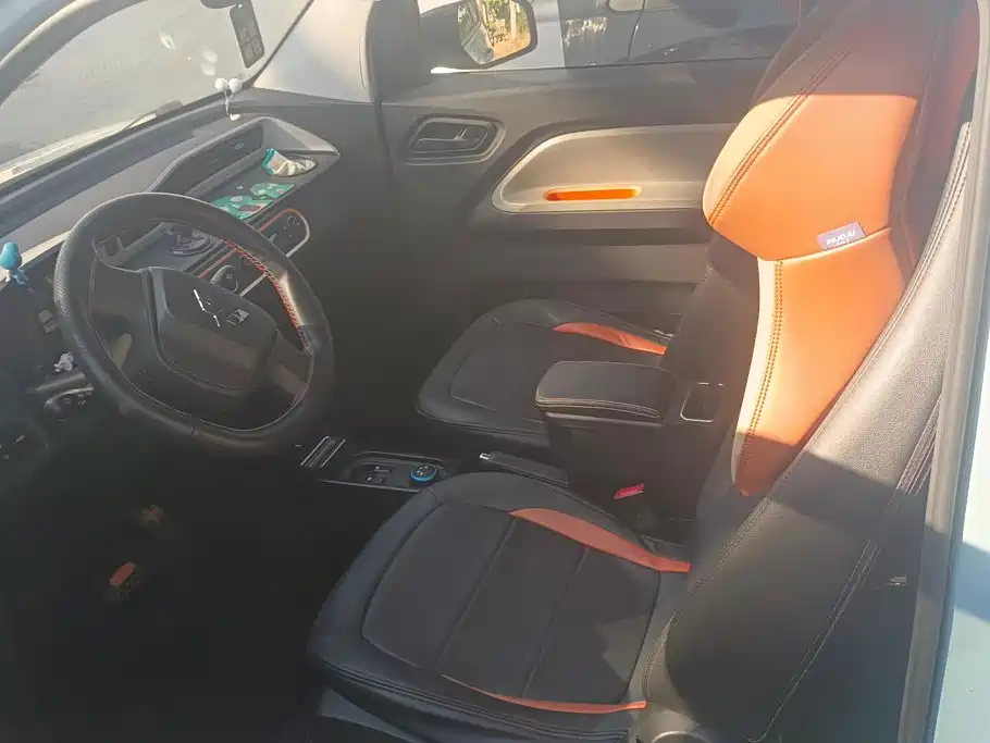 Wuling MINIEV — миниатюра 11