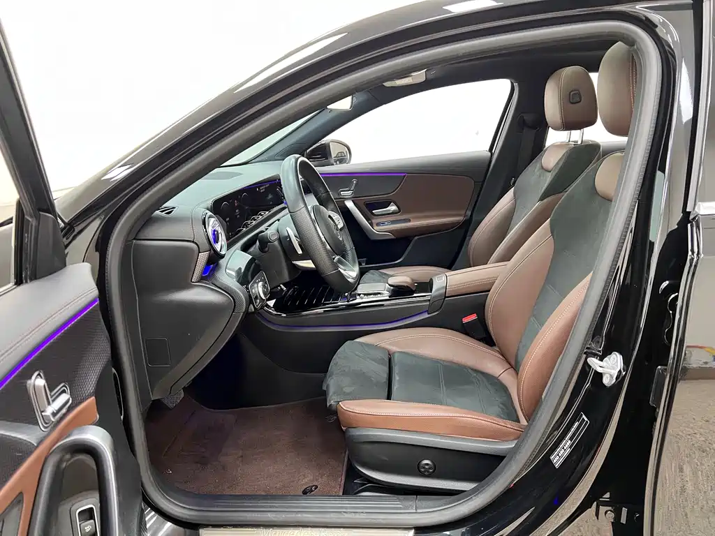 MERCEDES-BENZ A CLASS