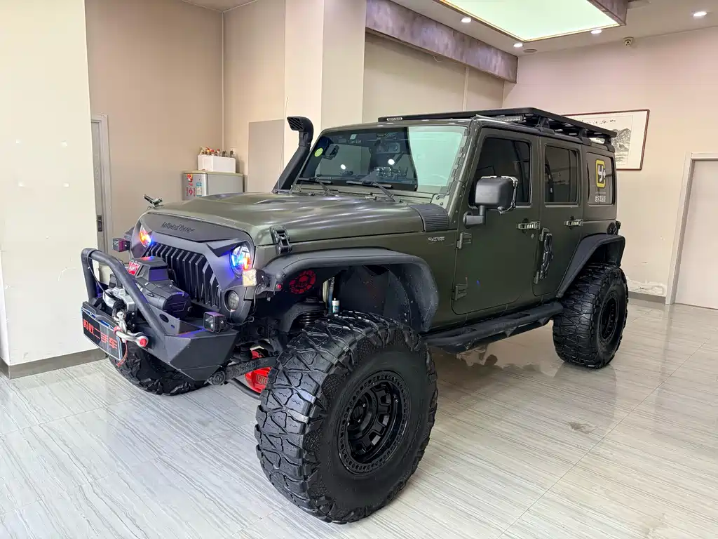 Купить Jeep Wrangler