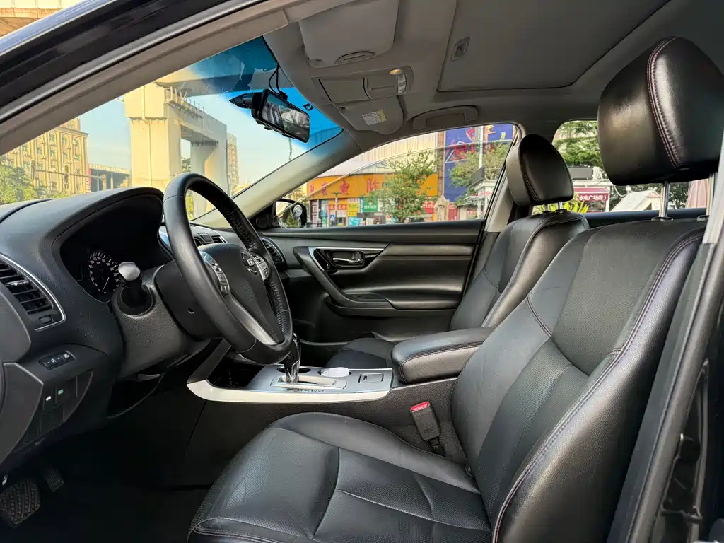 Nissan Teana — миниатюра 9