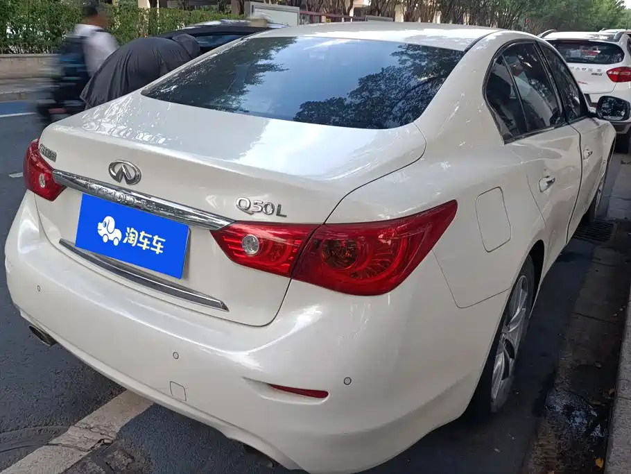 Infiniti Q50L — миниатюра 3