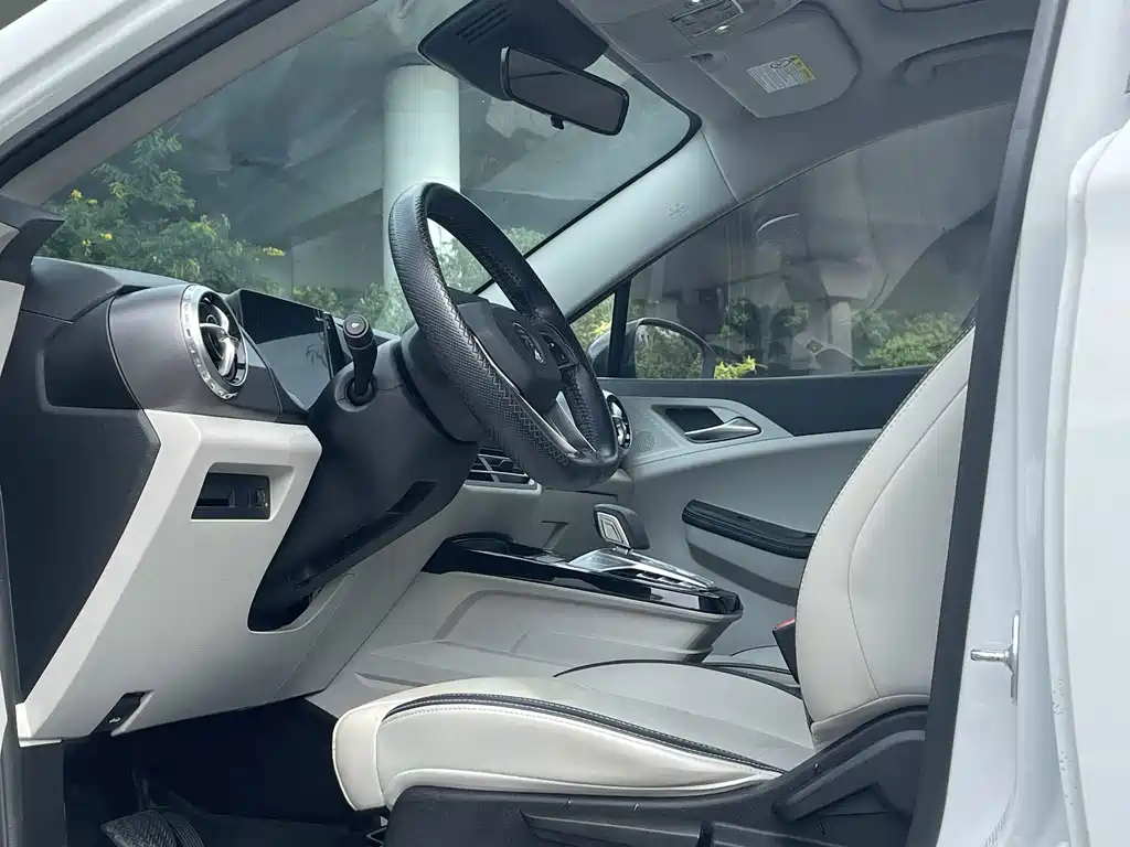 BYD Yuan Pro — миниатюра 15