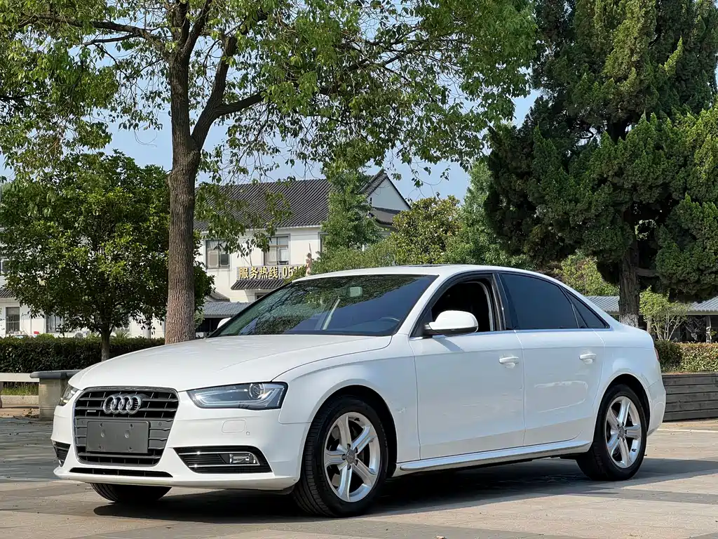 Купить Audi A4L