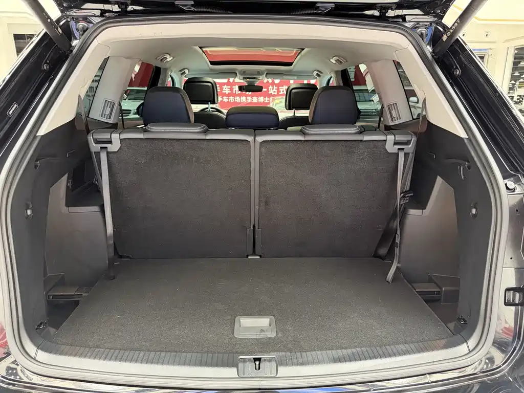 Volkswagen Teramont — миниатюра 18