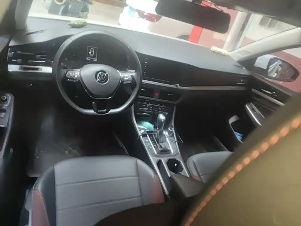 Volkswagen Bora — миниатюра 5
